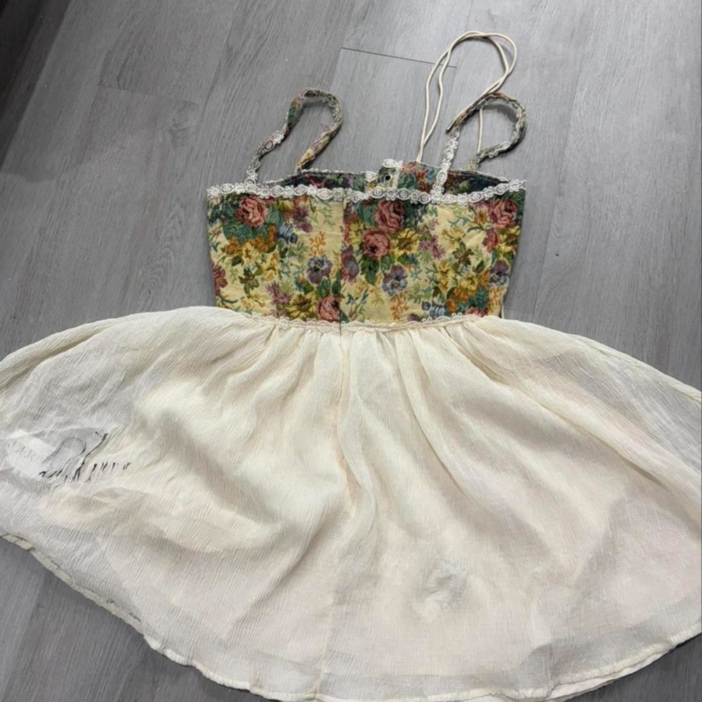 Cider Floral Bodice Cream Skirt Mini Dress